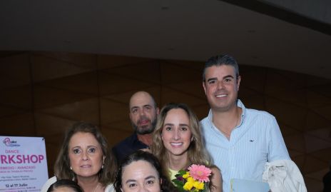  Maru Martínez, Miriam Flores, Jeppo Mahbub, Ángeles Mahbub, Santiago Labastida, Ángeles, Daniela y Santiago Labastida.