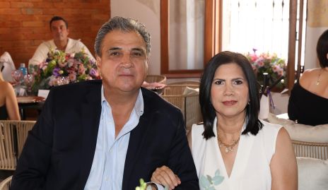  Víctor Soles y Gina Herrera.