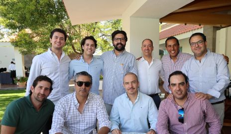  Eduardo García, Mauricio Martínez, Carlos Valdés, Juan Pablo Ramírez, Diego Valdés, Santiago López, Jorge Cortés, Carlos Velázquez y Rafael Olmos.