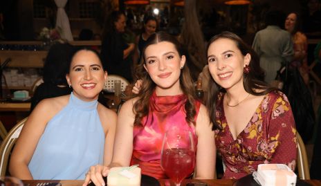  Laura Stahl, Fátima García y Cristina Ledezma.