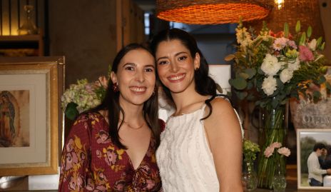 Cristina Ledezma y Karina García.