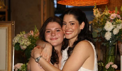  Paula García y Karina García.