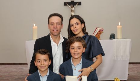  Boris Lozano, Sandra García, Diego y Pablo Lozano.