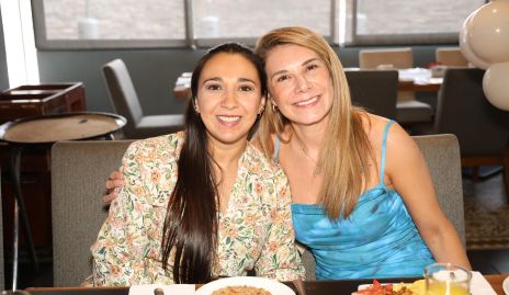  Pamela Tomás y Estefanía Velasco.
