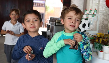  Patricio Torres y Daniel Berrones.