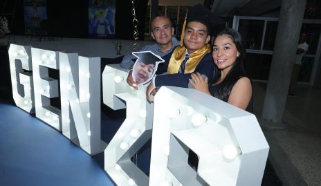  Leonardo Silva, Áscari Silva y Claudia Agoytia.