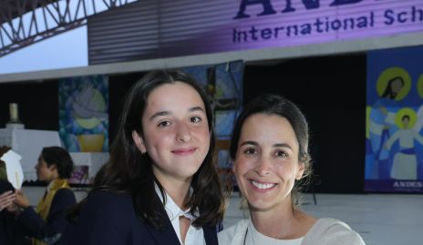  Loretta y Lorena.