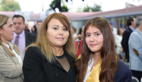  Beatriz Agundis y Danaé Rodríguez.