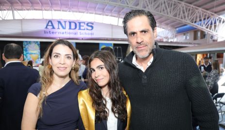  Martha Gaviño, Martina y Gonzalo Ávila.