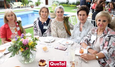  Laura Villasuso, Tere de Colunga, Silvia Esparza de Garza, Rocío Mancera y Dora Elena Lazalde.