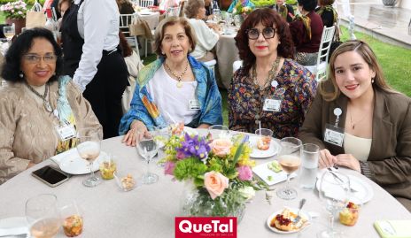  Cristina Álvarez, Celia Rodríguez, Lupita Muñiz y Natalia Murra.