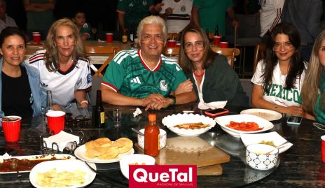 Joaquín y Cayetana Gómez, Claudia Martínez, Claudia Quiroz, Gerardo Rodríguez, Meritchell Galarza, Chelito Padrón, Beatriz Villegas, Paulina Quiroz y Alejandro Elizondo.