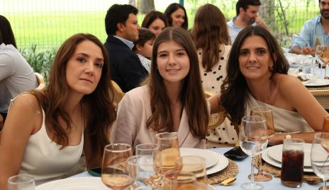  Marcela Rivero, Alexia Galán y Daniela Rivero.
