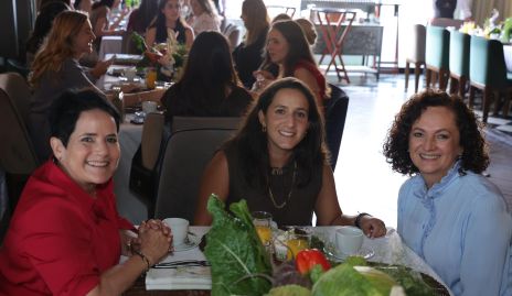  Tita García, María Lavín y Teté González.