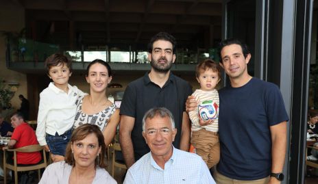  Familia Abud Barret.