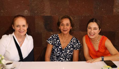  Maribel Rico, Maricarmen Rodríguez y Conchita Gutiérrez.