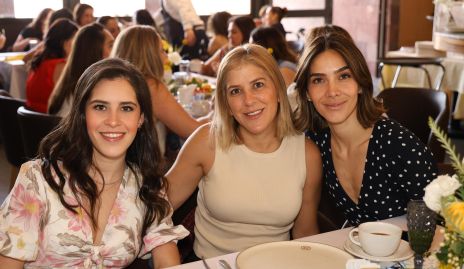  Vanessa Correa, Lucía Nava y Elsa Santoyo.