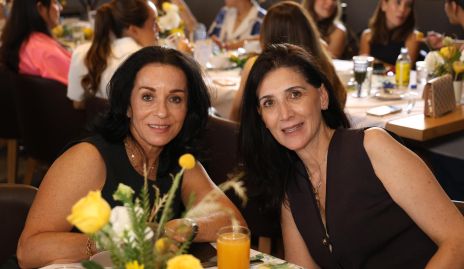  Adriana Espinosa y Licha Tanus.