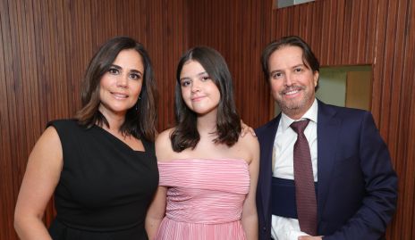  Maga Nieto, Valentina y Roberto Mercado.
