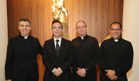  Pbro. Luis Rebollo, Benjamín Conde, Pbro. Gabriel del Valle y Pbro. Martin Tafolla.