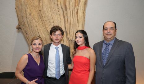  Érika Matuk, Marcelo Sarquis, María Julia y Miguel Gutiérrez.
