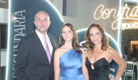  Juan Pablo Nava, Roberta Nava y Hortensia López.
