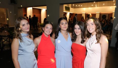  Jimena Vázquez, Inés Lozano, Rafaella Ortiz, Pía Guevara y Paula Torres.