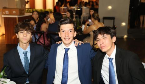  Santiago Hernández, Diego Santacruz y Pablo.