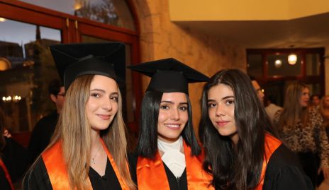  Cayetana Fernández, María José Hernández y Pía Vidal.