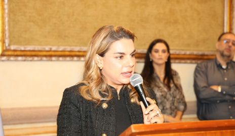  Maribel Torres.