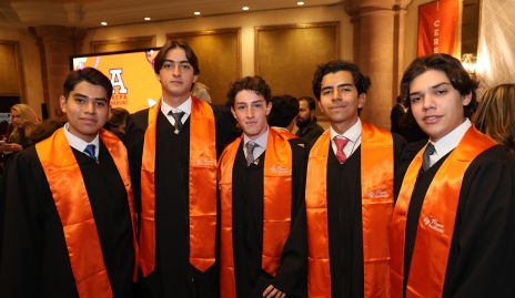  Eduardo Alvarado, Sebastián Veliz, Daniel Bárcena, Mario Veliz y Wilhelm Stevens.