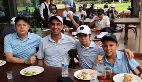  Juan Carlos, Carlos, José Carlos y Juan Carlos.