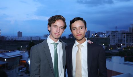  Diego y Patricio.