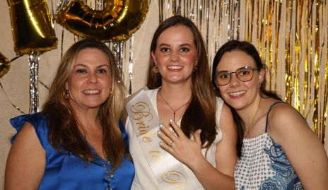  Maru Azcargota, Marisa Michel y Marce Michel.