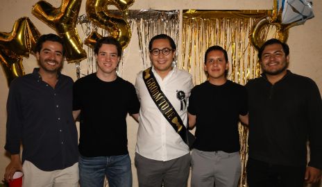  Rodrigo Michel, José Pablo Michel, Sergio Esparza, Santiago Ramírez y Guillermo García.