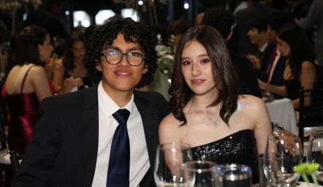  Carlos Flores y Vale Galán.