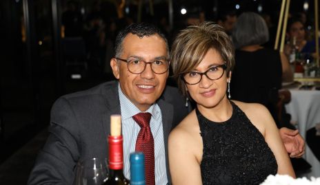  Enrique Flores y Olga Salazar.