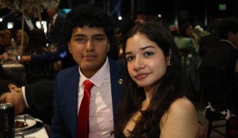  Romina Cabreles y Carlos.