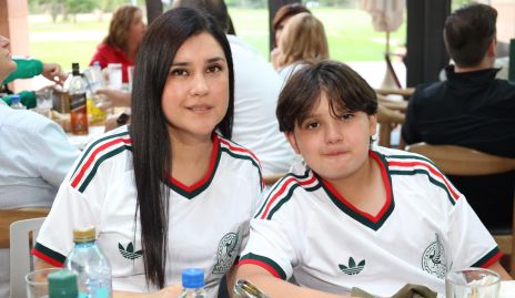  Mariana y Mateo Garza.