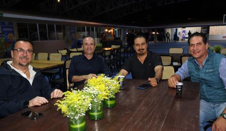 Esquivel, Carlos Ruiz, Melitón y José Juan Villalba.