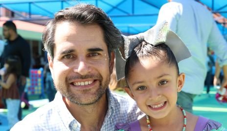  Roberto Ramírez y Macarena.
