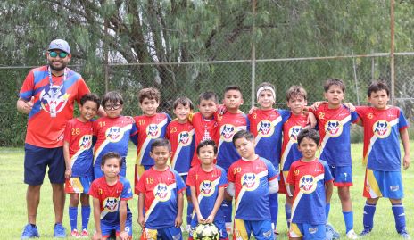  Equipo Apostólica.
