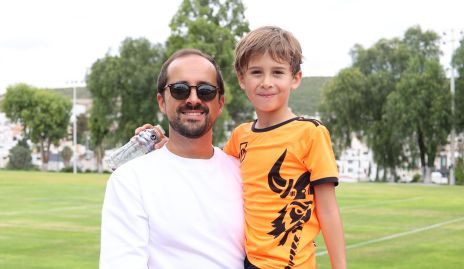  Guillermo Romo y Memo Romo.