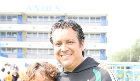  Ricardo de León y Antonio.