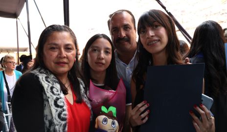  María Esther Alfaro, Diana Rivera, Manuel Rivera y Esther Rivera.