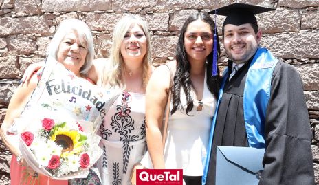  Andrea, Ruth, Norma y Eduardo.