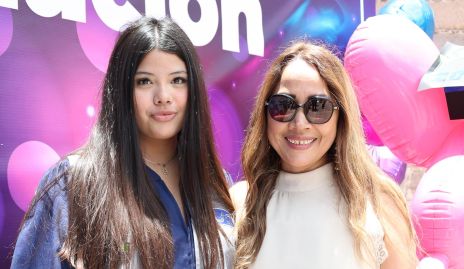  Ivana Espinoza y Carmen Saavedra.