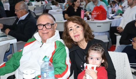  Oscar Hernández, Chely Martínez y Margot Oramas.