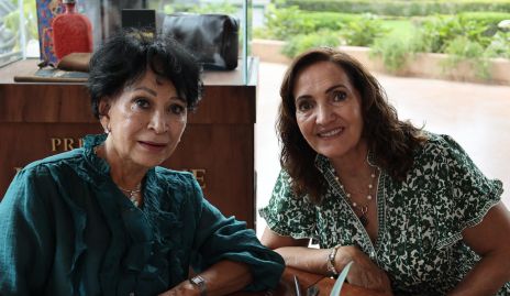  Aída Martinez y Mónica Alcalde.