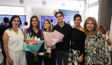  Sandra Morelos Zaragoza, María Paula, Emilia y José Guillermo Humara, Vero Morelos Zaragoza y Adriana Rueda.
